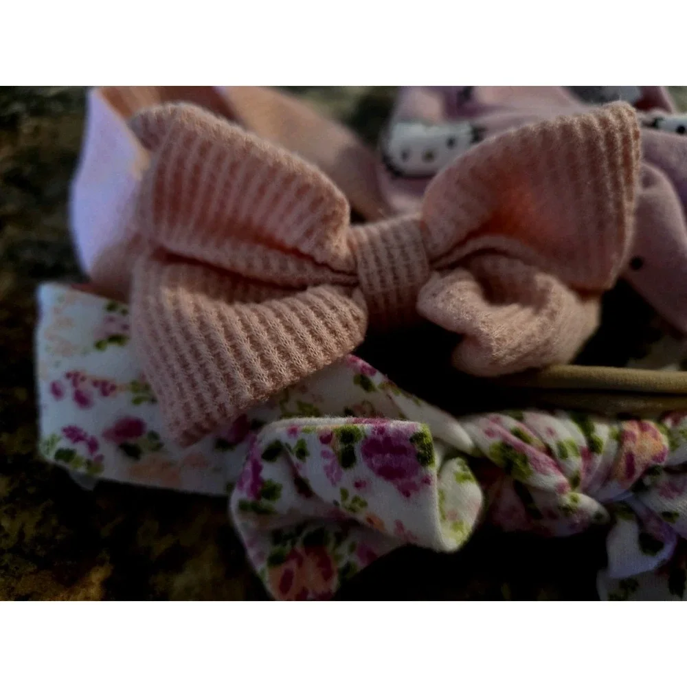 Lot of 5 Baby girl head bands. Floral. Kello kitty